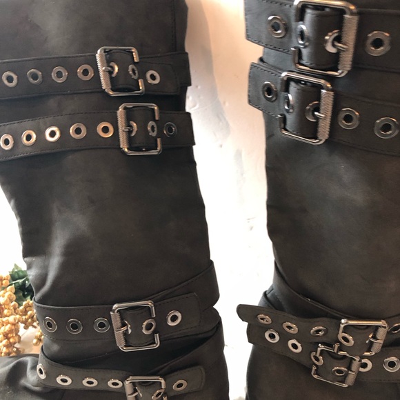 Women's Black Buckle Boots - Picture 6 of 11